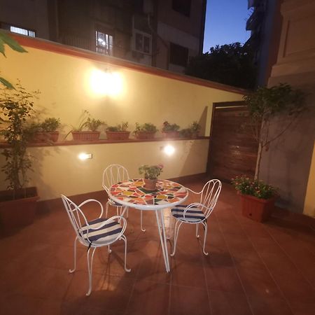 Bed and Breakfast Le Stanze Di Eli E Gio Castellammare di Stabia Exterior foto
