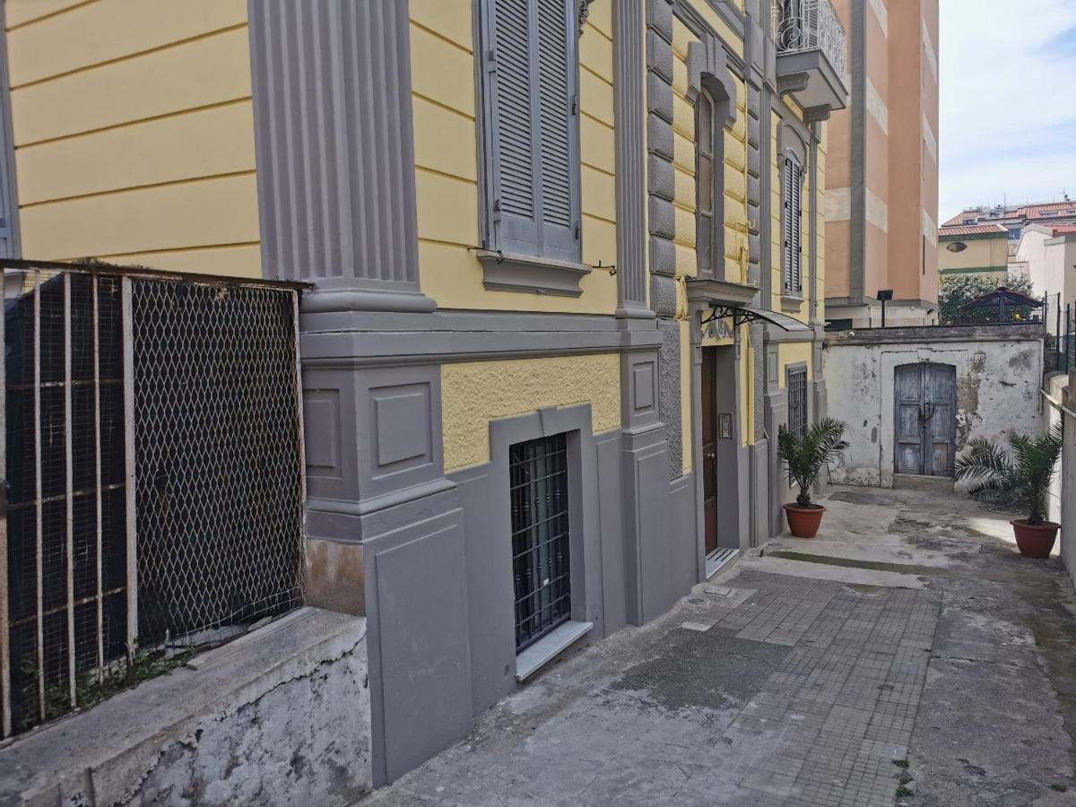 Bed and Breakfast Le Stanze Di Eli E Gio Castellammare di Stabia Exterior foto