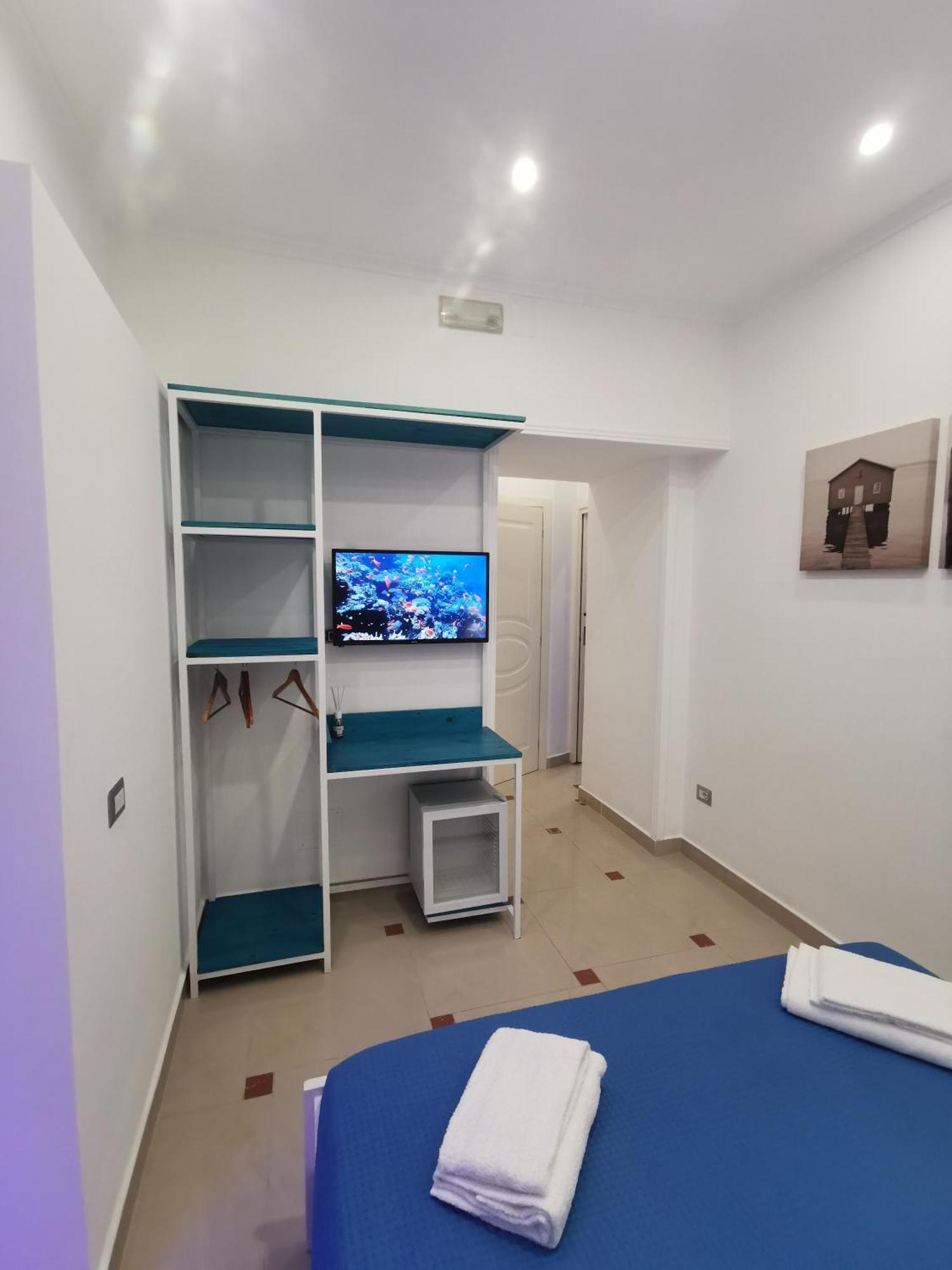 Bed and Breakfast Le Stanze Di Eli E Gio Castellammare di Stabia Exterior foto